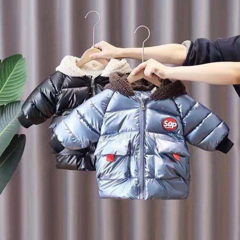 批发童儿羽绒服加厚保暖多层锁不绒跑绒