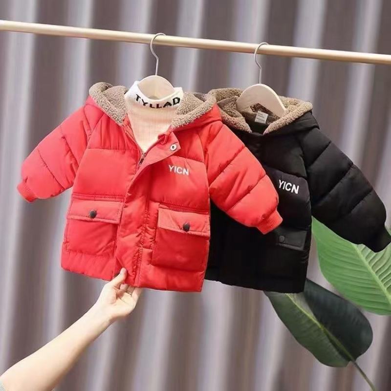 批发童儿羽绒服加厚保暖多层锁不绒跑绒