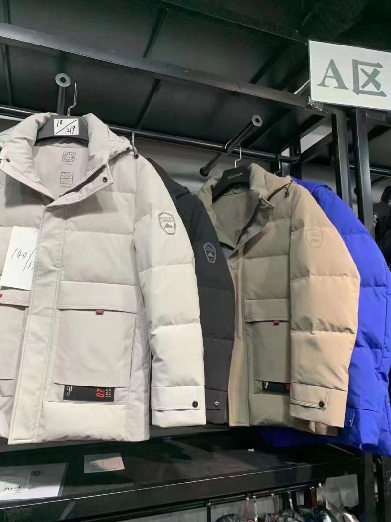 男款加厚羽绒服靓仔男装外套批发款式上新填充高档