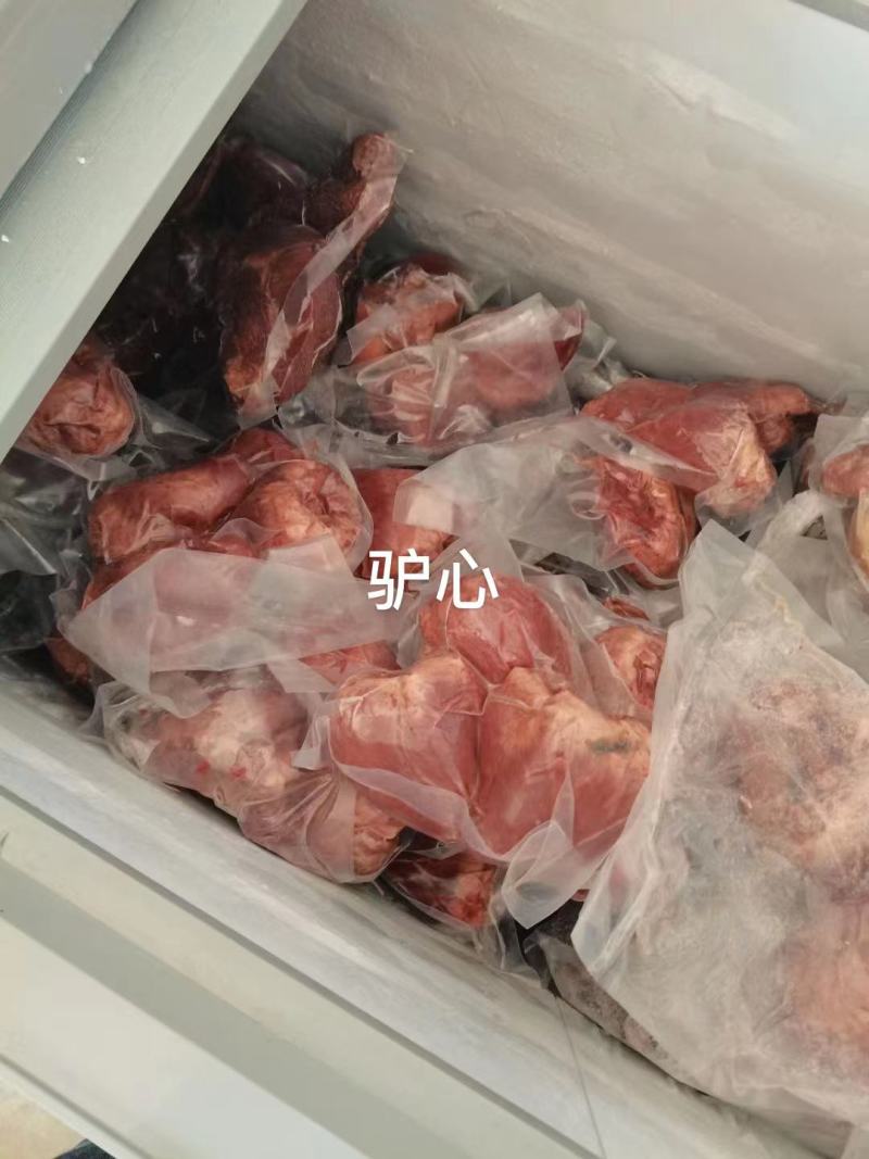 熟驴肉！熟驴鞭！熟驴肚！熟板肠！熟驴心！熟口条！熟驴皮