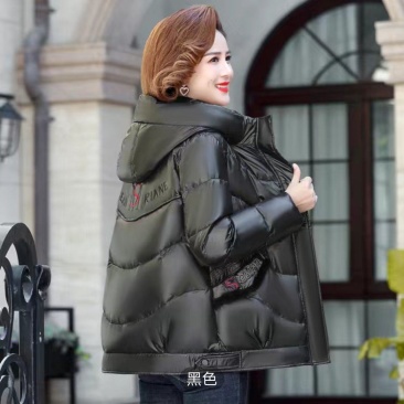 (包邮)2022新款冬季大码妈妈加厚棉衣中老年女冬装洋气