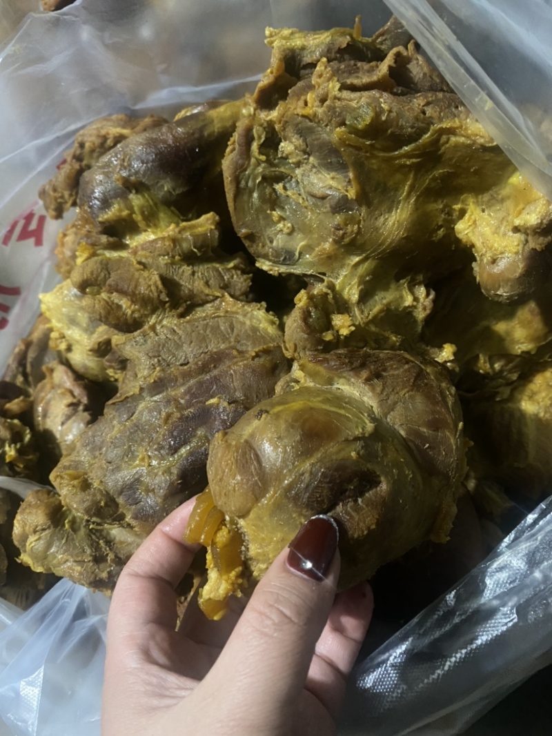 腱子肉，酱香味和五香味下单请备注，全熟的量大包邮可发样品