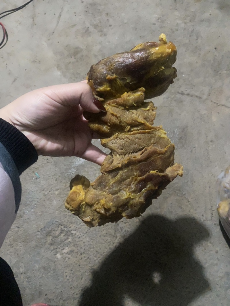 腱子肉，酱香味和五香味下单请备注，全熟的量大包邮可发样品