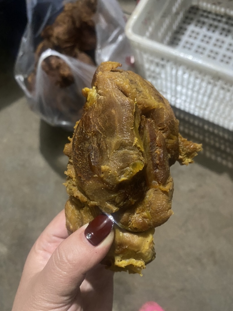 腱子肉，酱香味和五香味下单请备注，全熟的量大包邮可发样品