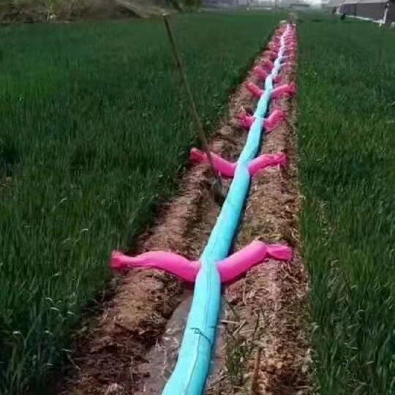 本厂批发各种尺寸浇地布水带，让老百姓用着方便快捷！