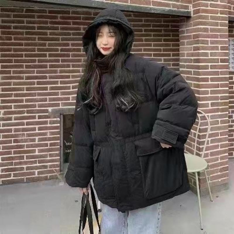 时尚爆版女装加厚款羽绒服外套系列，批元/49.9件，整首