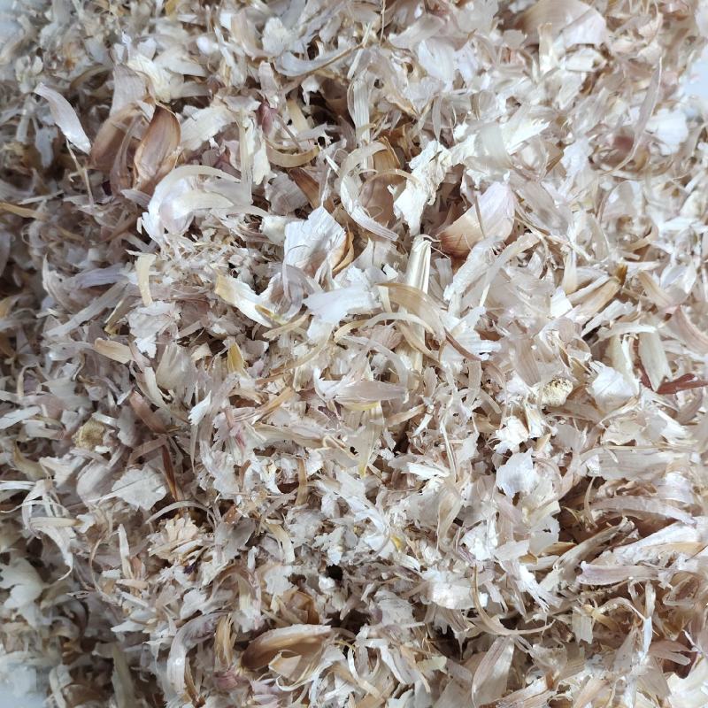 大蒜皮蒜皮压块蒜皮蒜皮压块适口性好增加采食量品