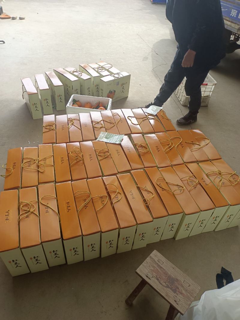 只有来自这片美丽的东方仙岛才能种出入口即化，汁多味美果子