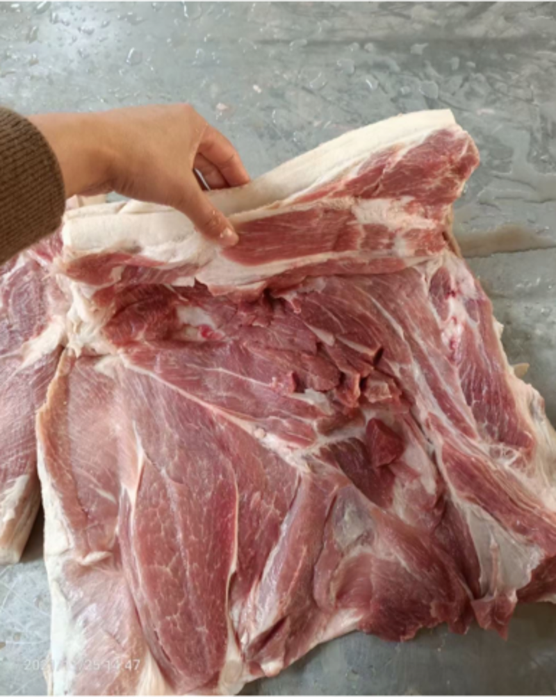 五花肉前后五花肉带皮前上肉后上肉，做红烧肉便宜
