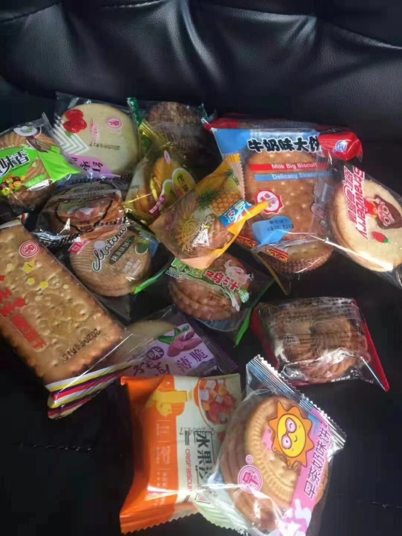 地摊跑量秤斤饼干年货散装粗粮饼干展会热卖厂家批发