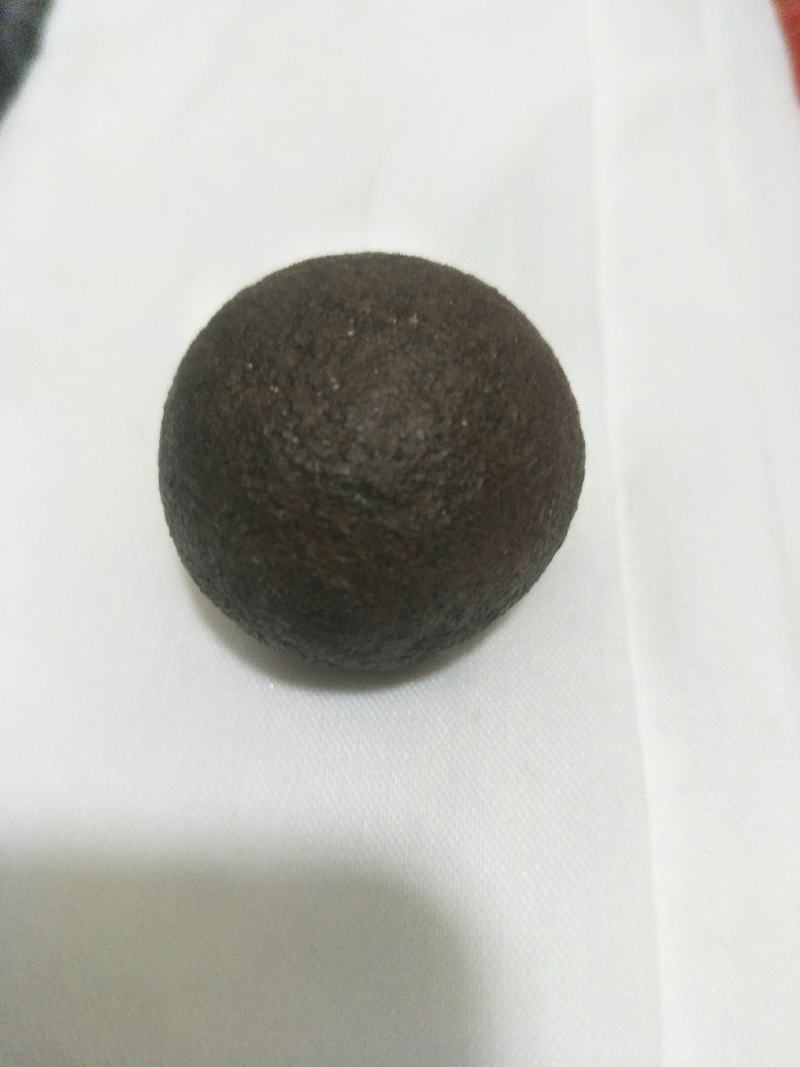 羊结石来自六岁山羊胃中此商品真实有效