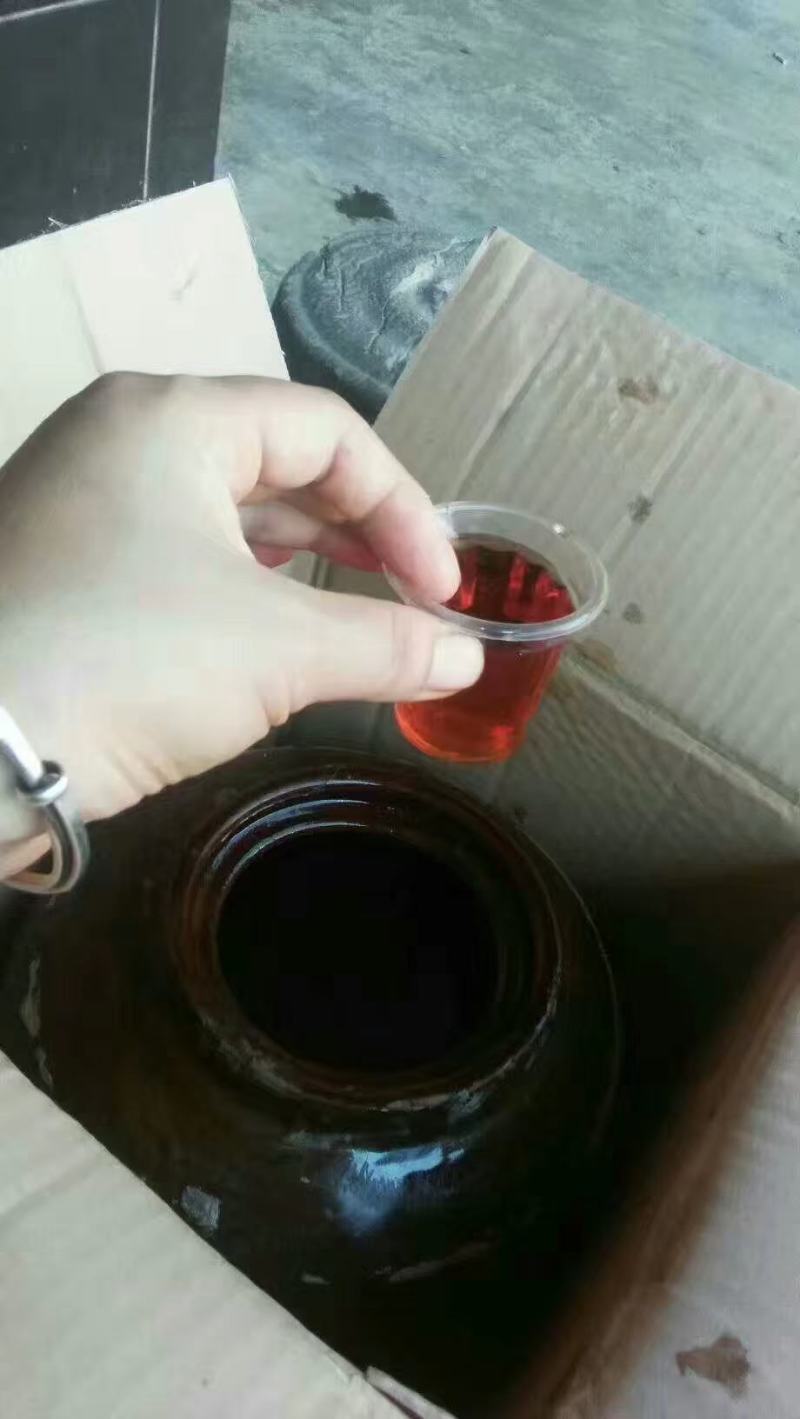 纯粮药材地窖酒，有十斤，4斤/坛，可全国各地包邮