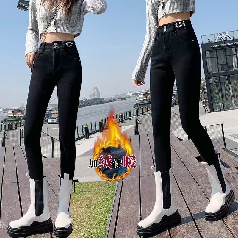 女装爆款牛仔长裤ins热卖款式百变多样