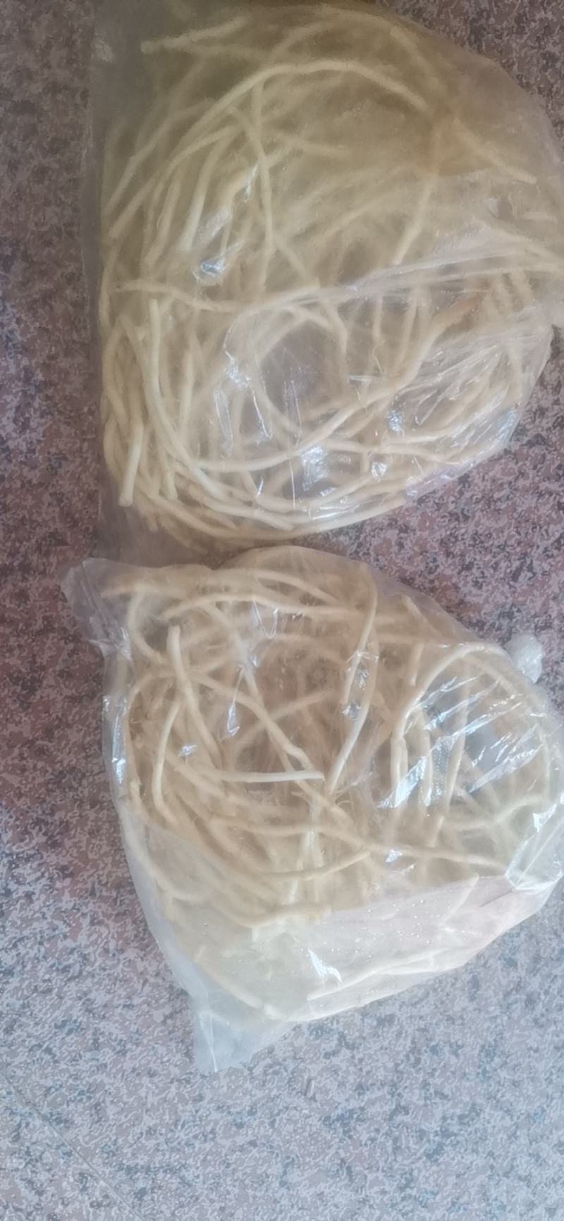 广鱼腥草当天挖当天到保证3到5天不变色不断货每天都有