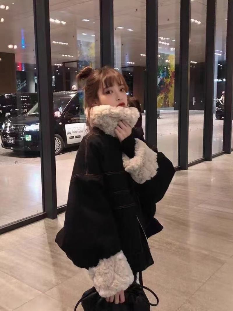 女装新款韩版简约面包服特批28元一件码数齐