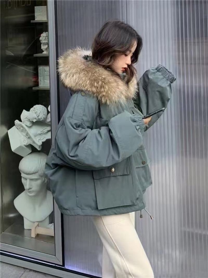 女装新款韩版简约面包服特批28元一件码数齐
