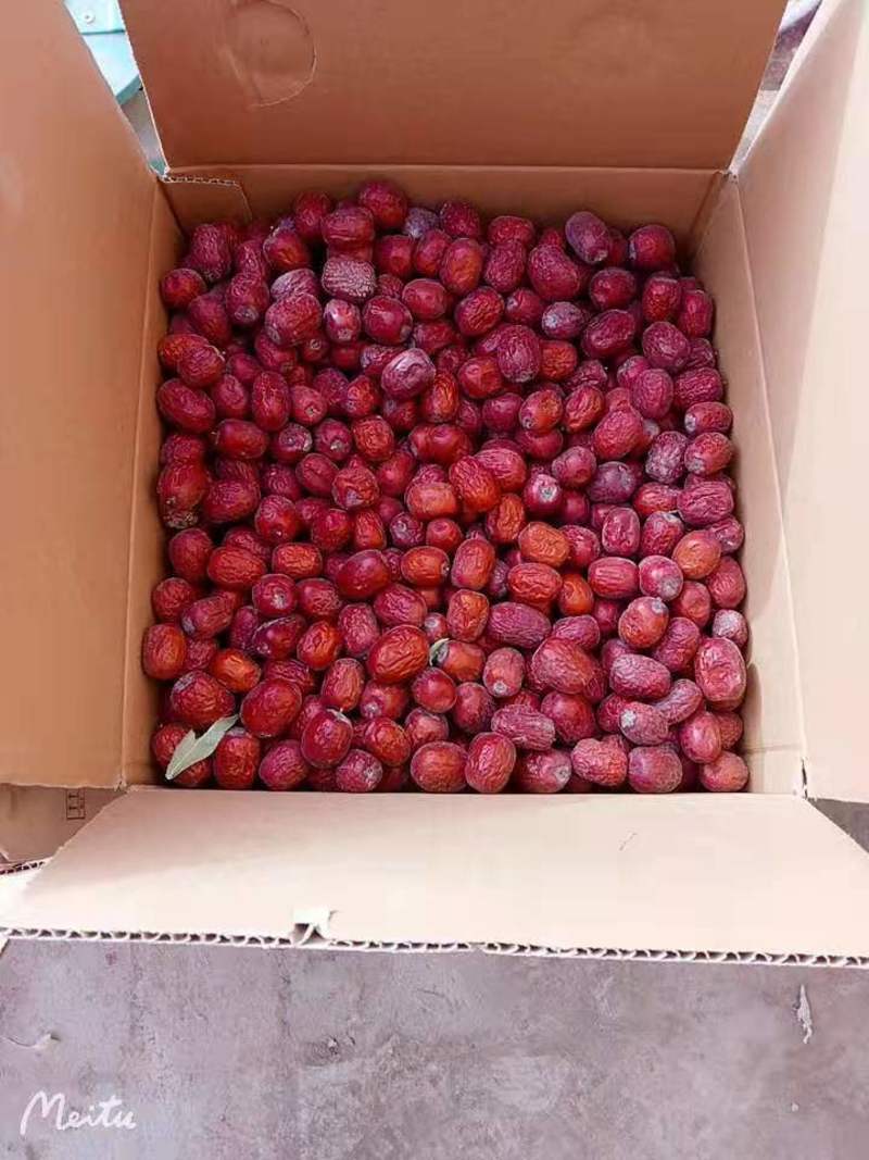 灰枣，自家种的，一般发通货，也可按需求加工