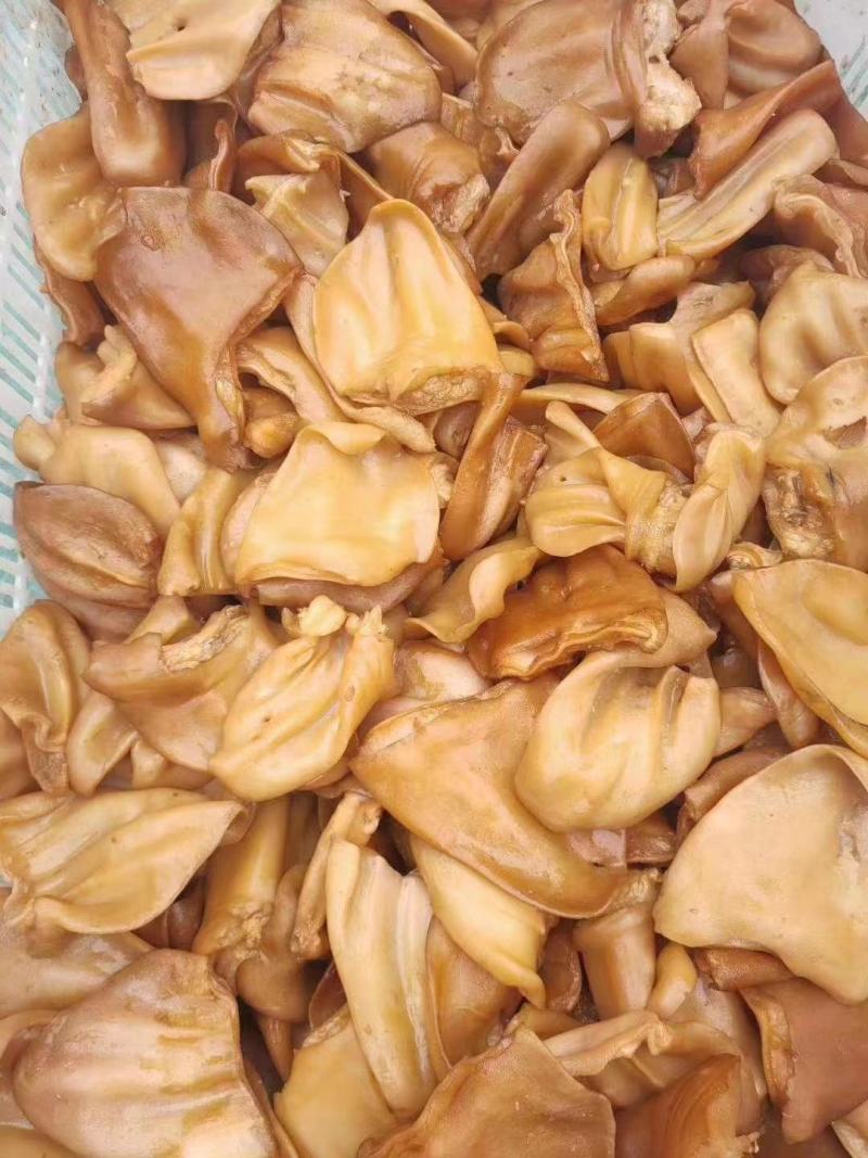 酱香熟牛耳片，无耳根，真空包装，大量现货，
