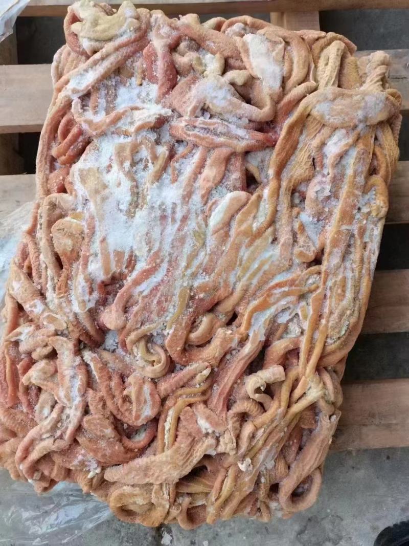 半成品牛小肠，可以炒菜，煲汤，营养价值是非常丰富的。