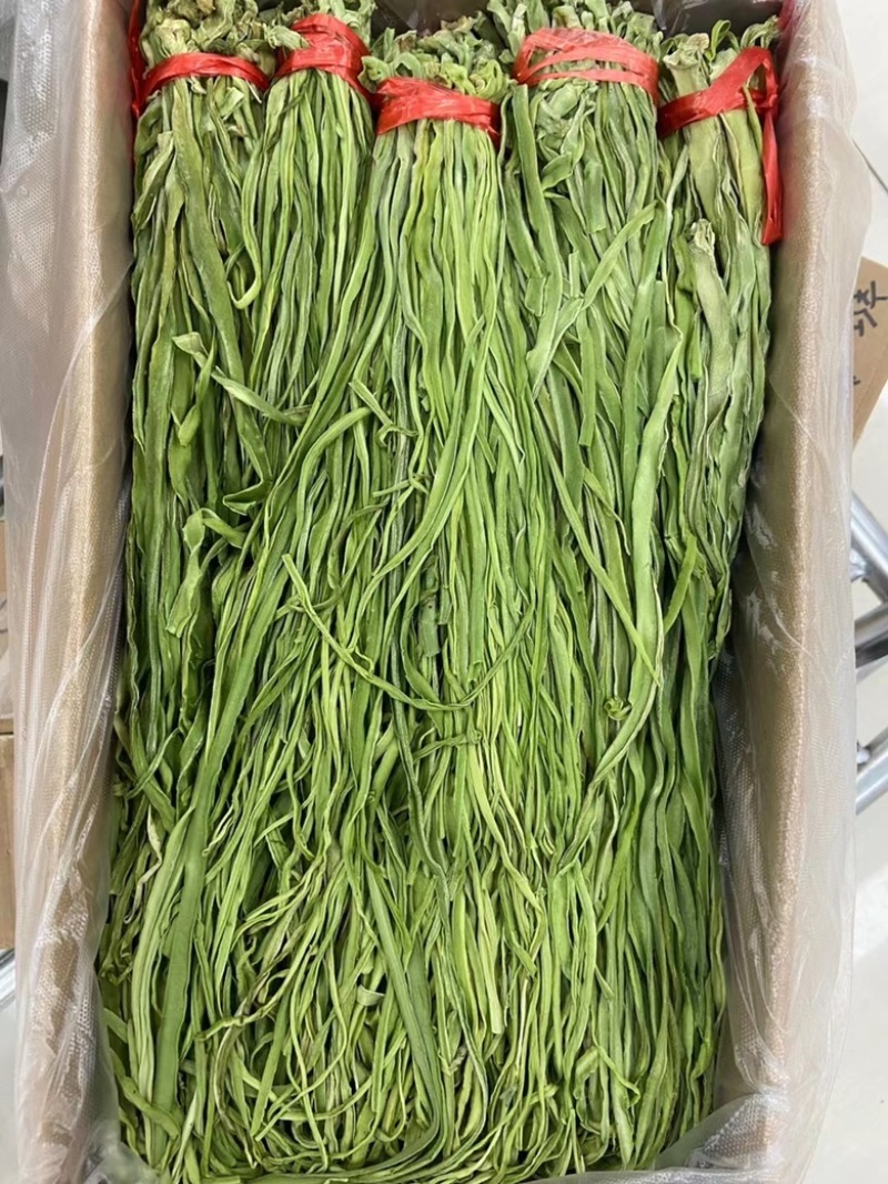 贡菜，色泽鲜绿，质地爽口，清乾隆年间曾是进贡产品