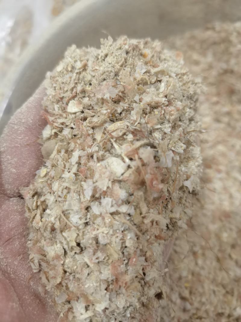 玉米皮，东北大片玉米皮粮库货，颜色金黄，无霉变大量供应。