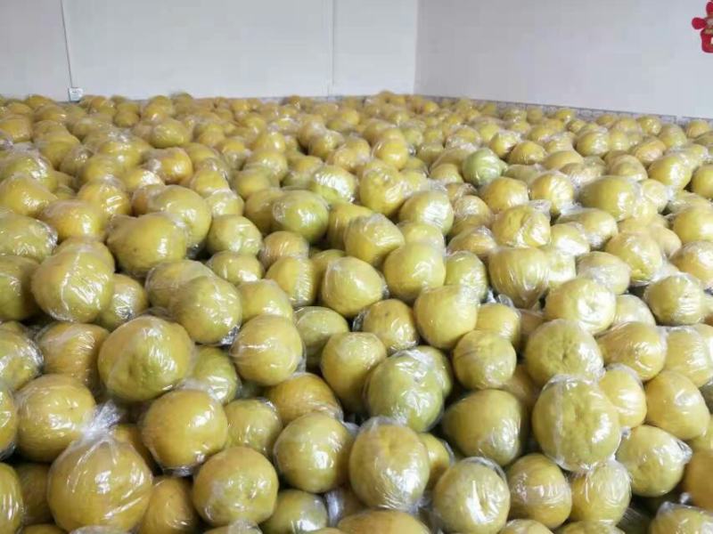 江永老树香柚，皮薄多汁，农户一手货源，无中间商，价格美丽
