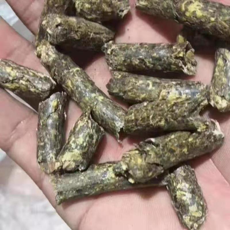 花生秧熟化颗粒料，牛羊马驴免中小草，细粉叶粉
