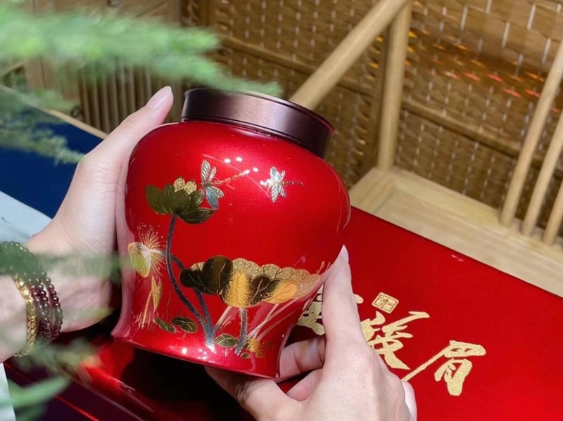 金骏眉新茶红茶黄芽蜜香金俊眉茶叶500克高档礼盒装