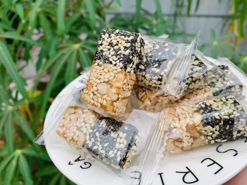 花生芝麻糕、花生芝麻糖厂家直销量多价优