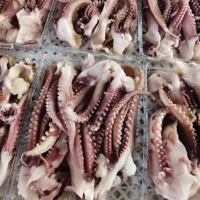 电商款脆口须鱿鱼须质量好货源充足适合饭店用