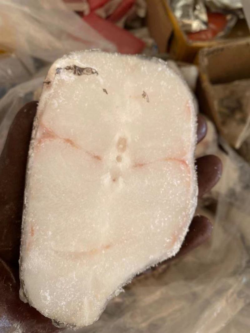 鲜冻鳕鱼片品质保证水产基地直供货量充足，量大价优