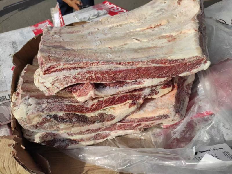 国产牛排，肉排，口感好，肉多，可以打拫据客户要求锯块