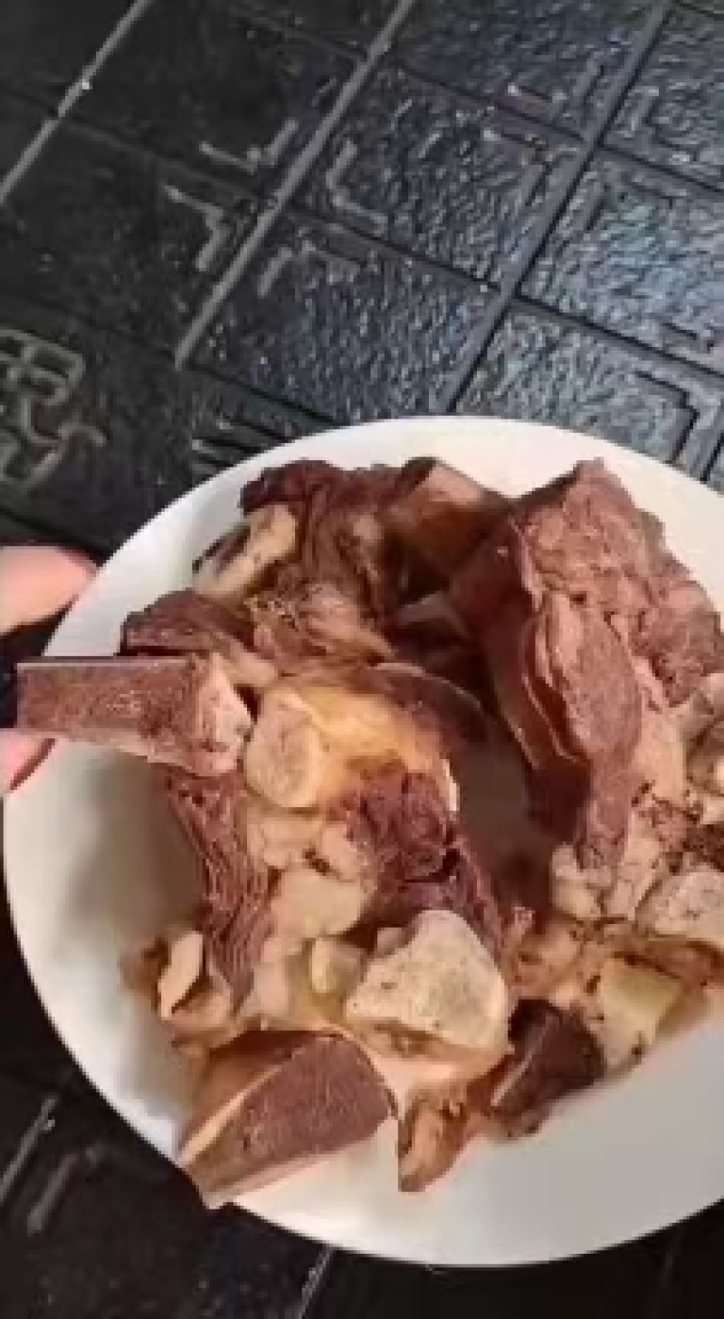 国产牛胸骨现货，一手货源，对接全国，欢迎各位老板来电咨询