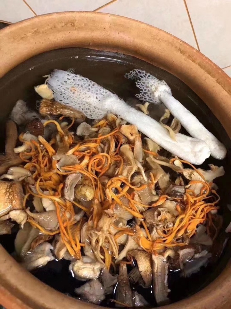 云南七彩菌汤包。冬天的第一碗养生汤