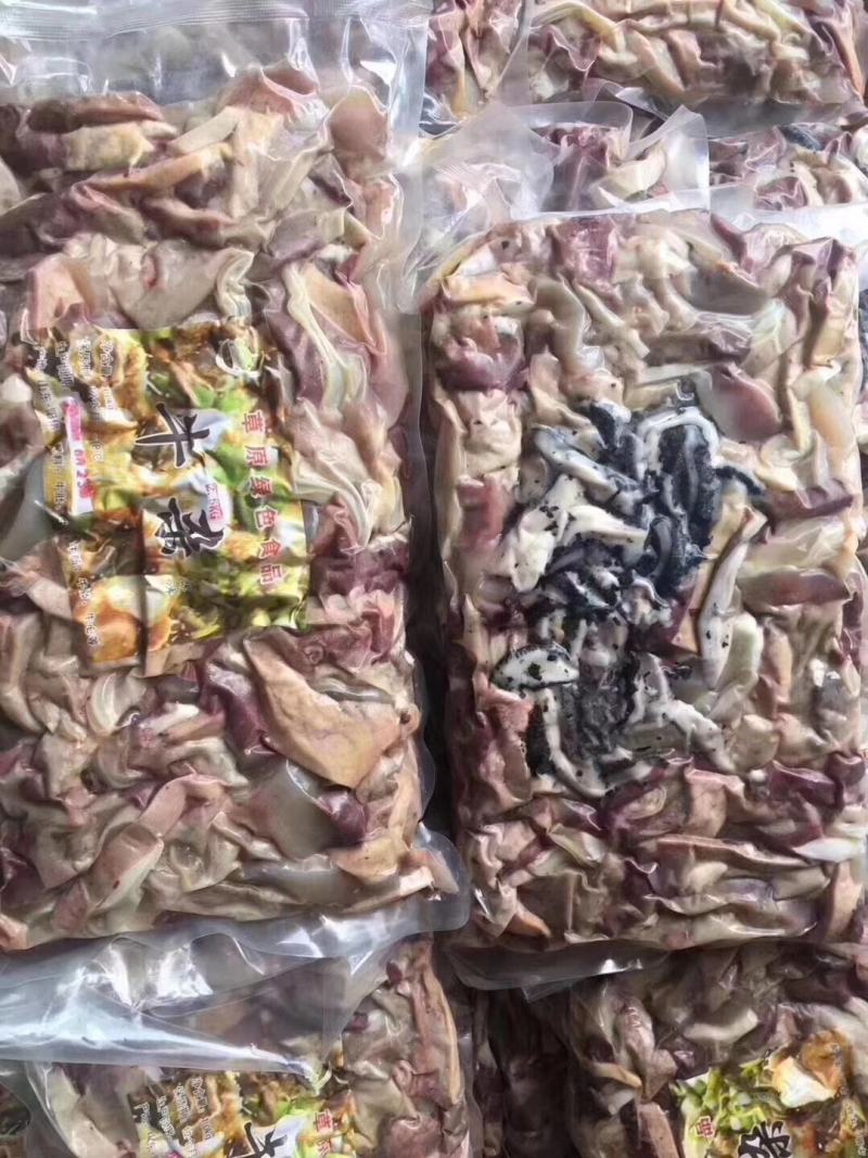 牛杂5斤一包真空包装，可定制。欢迎各界客商咨询订货