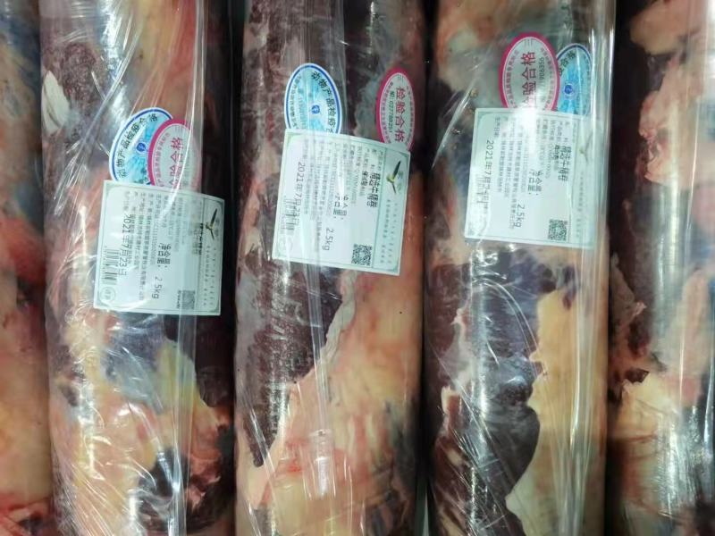 锡林郭勒溜达黄牛肉，纯干新鲜无调理，肉质紧实，口感好！