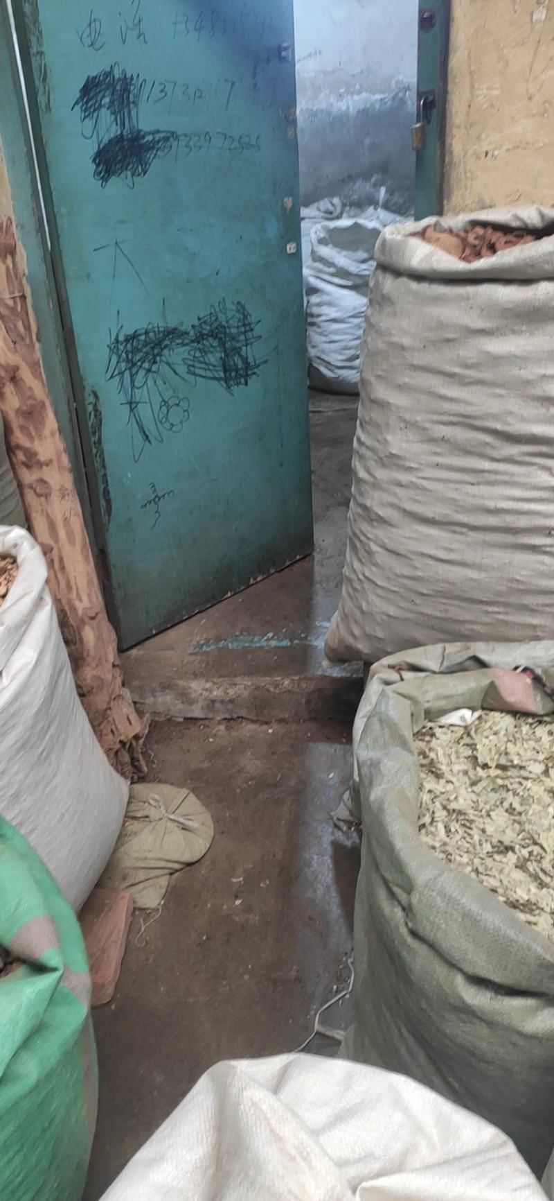 骨碎补干货中药材干净无杂质常年经营各种中药材