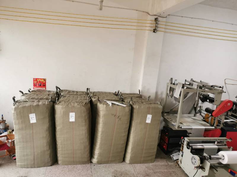 无纺布育苗袋营养袋种植袋透水透气可降解免脱袋厂家直销