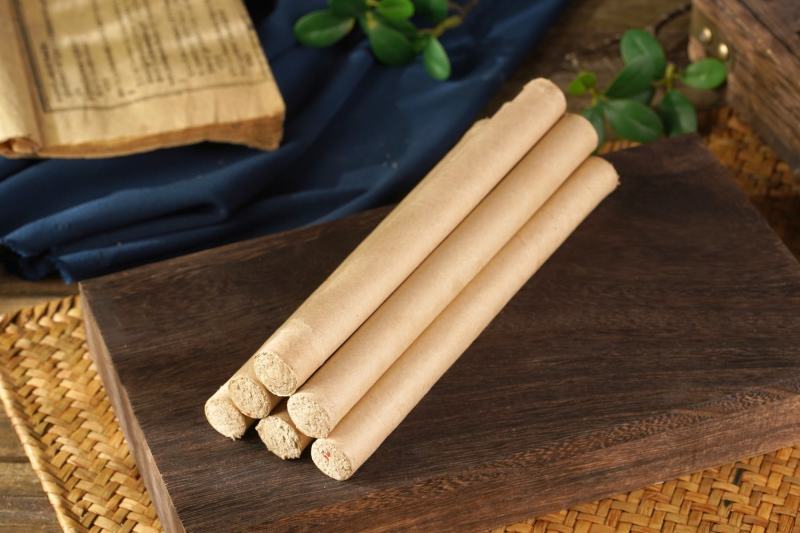 [标题]厂家直供1.5cm细艾条艾灸陈艾小号家用