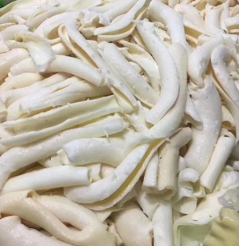精品牛黄喉中段牛黄喉牛心管火锅食材厂家直销