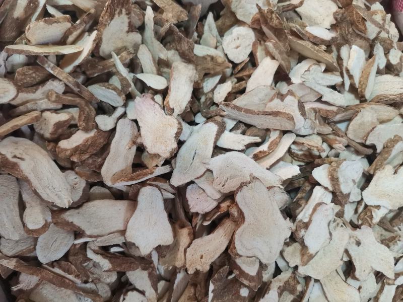 中药材，白术片，产地浙江，今年新货，颜色飘亮价格合理
