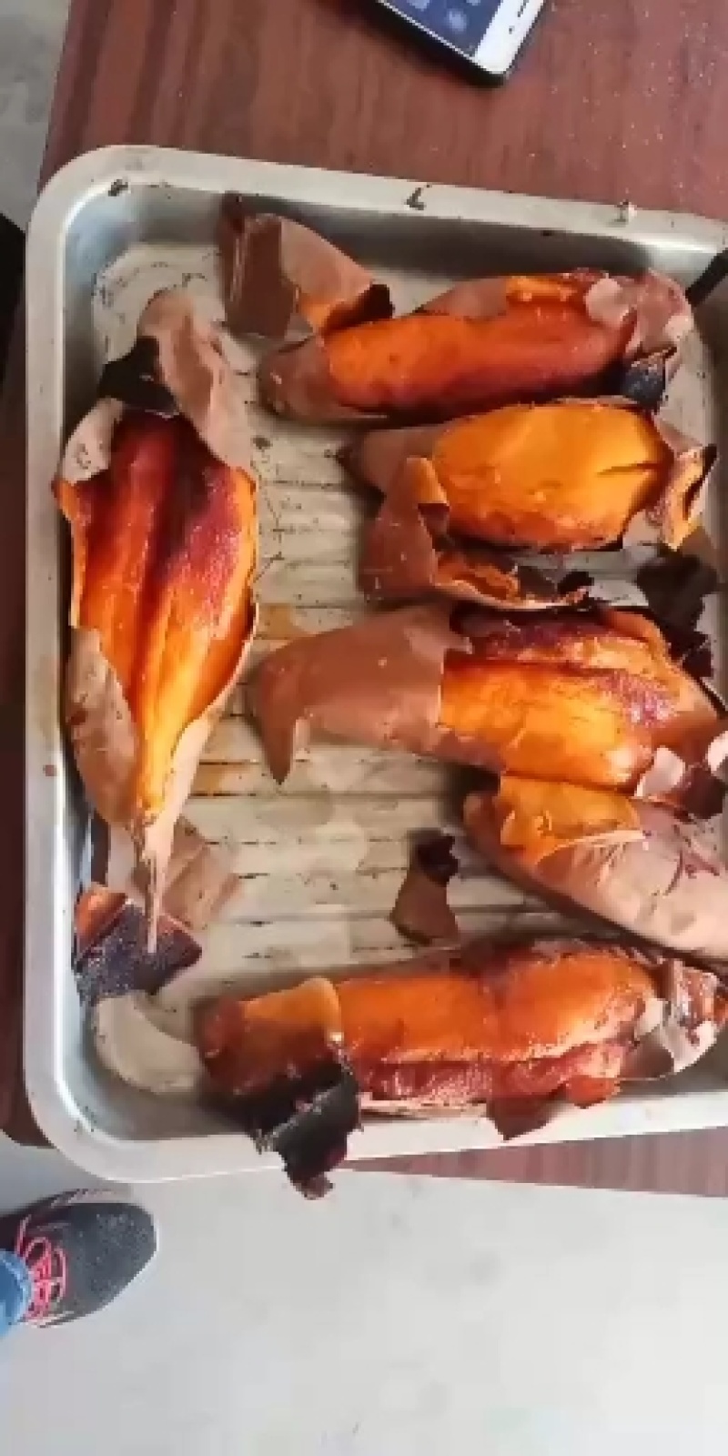 红皮红心的烟薯，