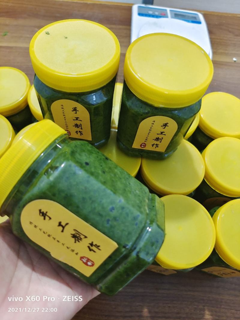 草野生韭菜花，手工制作，是你吃火锅，肉肠，肚包肉的好伙伴