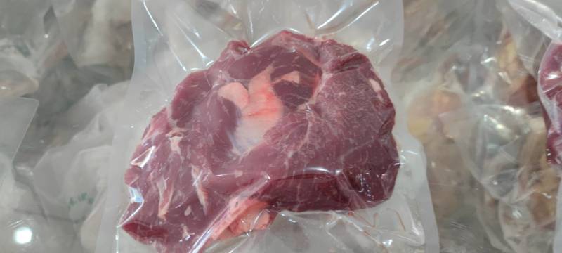 骆驼肉去皮去骨现宰野外放养红驼，五斤起拍，