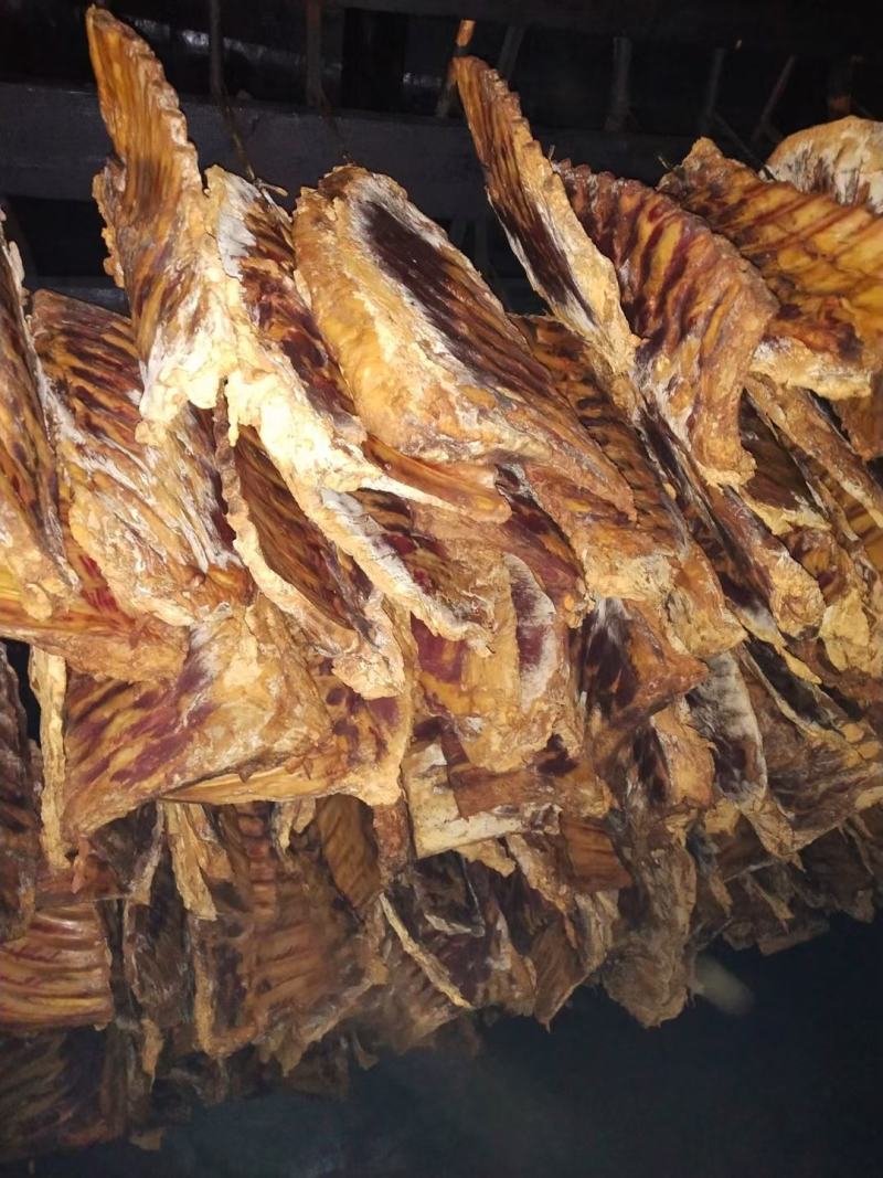 正宗湘西农家特色腊排骨销售，风味独特，口感纯正