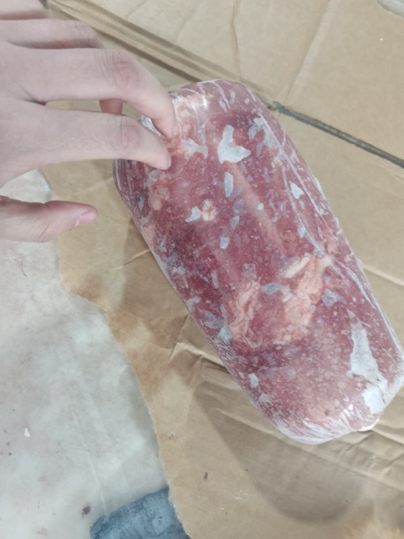 冷冻鸭肉卷，货源充足，全国发货，需要的老板们联