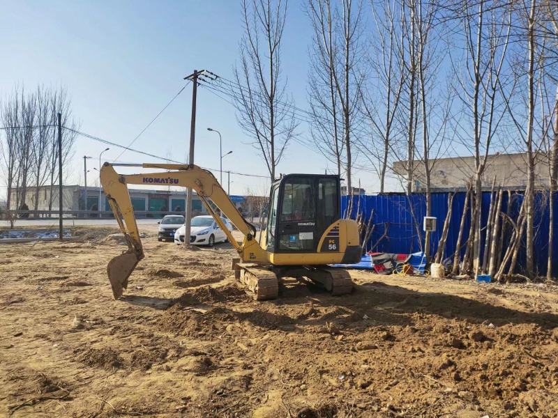 18年小松56-7，二手挖掘机个人一手，土方车，性价比高