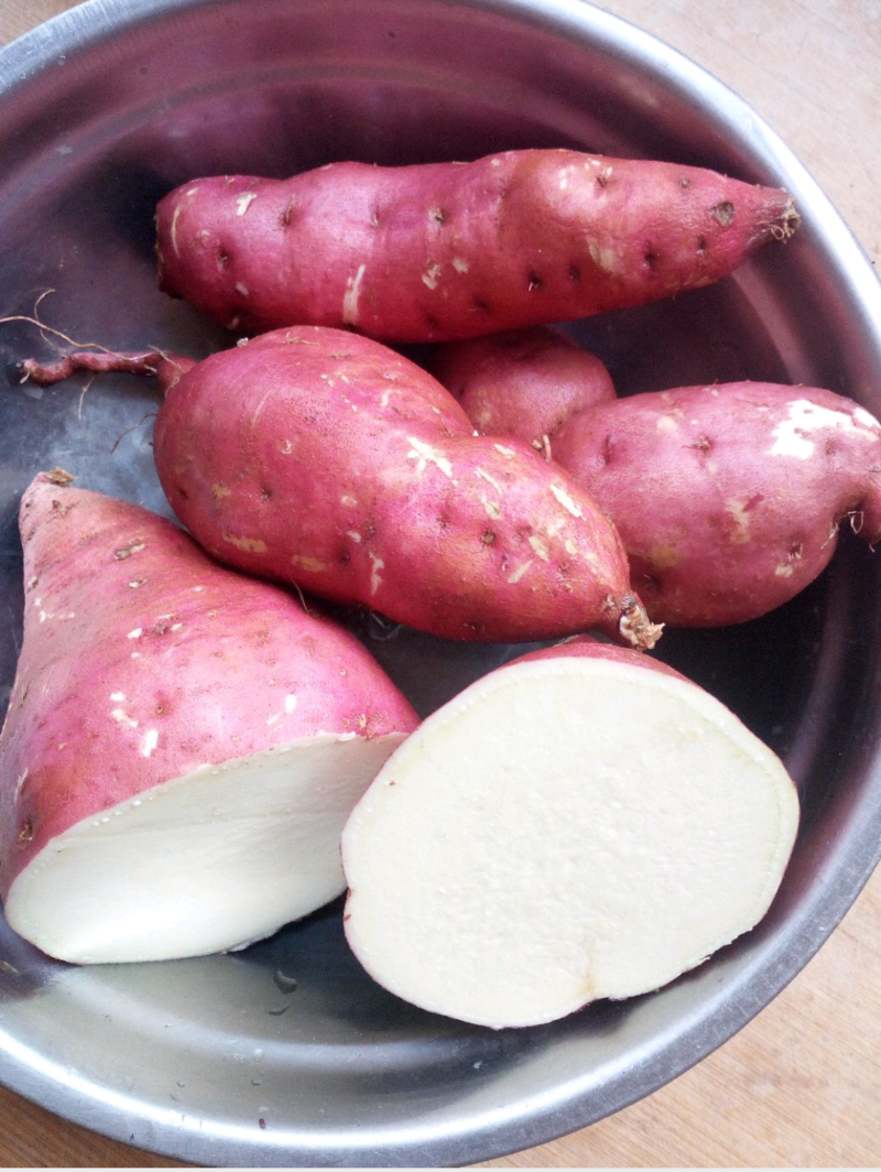 徐薯18红薯加工的新红薯粉面上市了。欢迎老板来电。