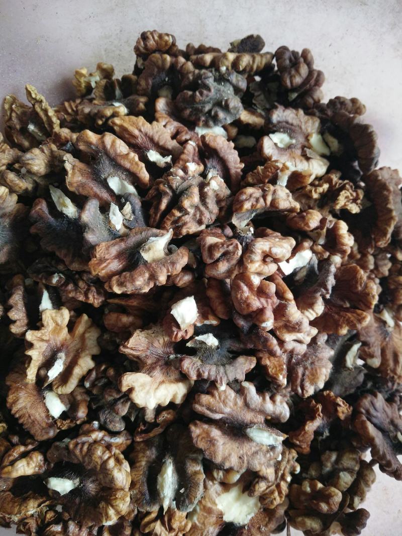 黑红仁，榨油用核桃仁