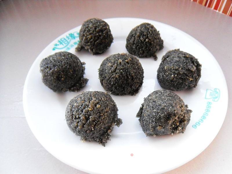 （包邮）新疆特产黑芝麻球，软酥香甜，纯黑芝麻，独立小包装